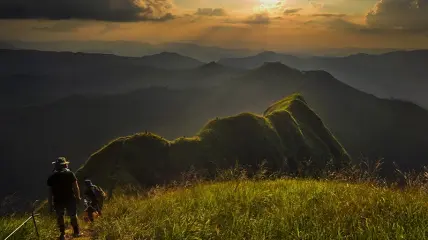 เขาช้างเผือก 2569 เปิดฤดูกาลเดินป่า สัมผัสวิวเขาสุดตระการตา