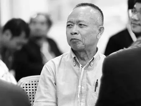 อาลัย วราวุธ วุฒิ หนึ่งในผู้ร่วมก่อตั้งอนาคตใหม่ เสียชีวิตกะทันหันหลังสิบล้อชน
